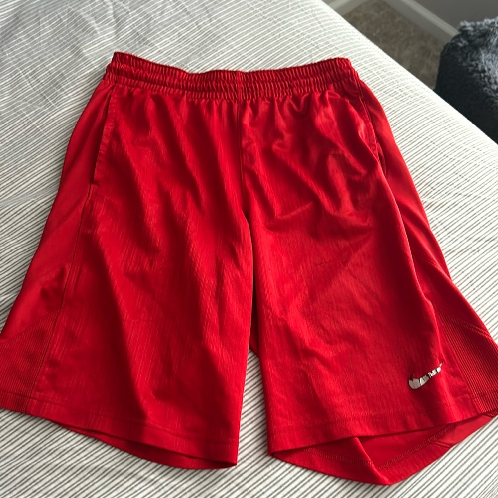 Nine large shorts red very comphy good for sports